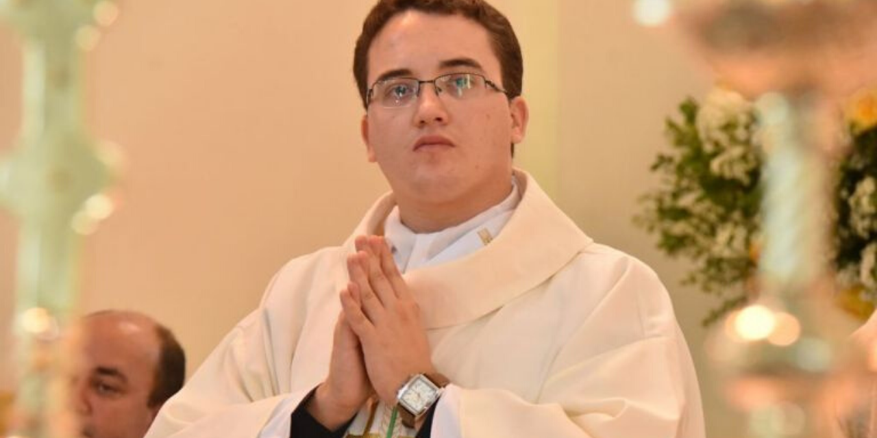 Ordenação Sacerdotal do Diácono Ricardo Henrique Silva