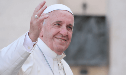 O Papa: a oração ao Espírito Santo é espontânea, deve vir do coração