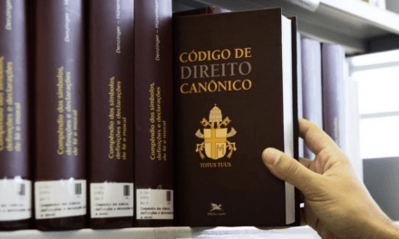 O Papa: os ministérios do Leitorado e Acolitado abertos às mulheres