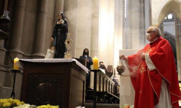 Santa Paulina, confiante em Deus, a serviço da vida