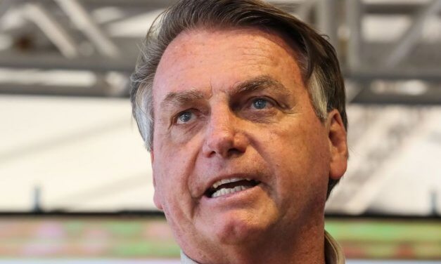 Presidente diz que determinará redução da bandeira tarifária na luz