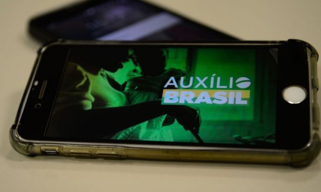 Caixa paga Auxílio Brasil a beneficiários com NIS final 6