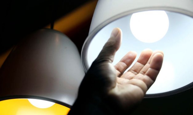 Aneel reajusta bandeiras tarifárias em até 64%