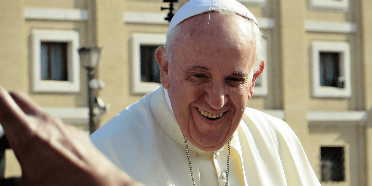 Papa envia 100 mil euros para vítimas das chuvas no RS