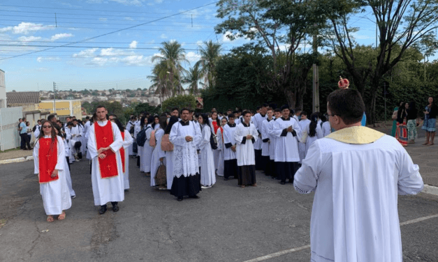 Encontro Diocesano de Acólitos e Cerimoniários