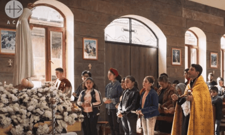 Crianças de todo o mundo são convidadas a rezar o terço pela paz
