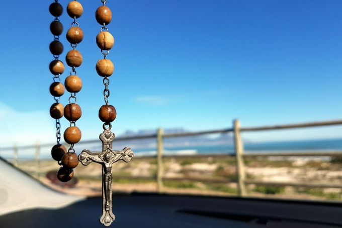 Como Surgiu a Oração do Santo Rosário