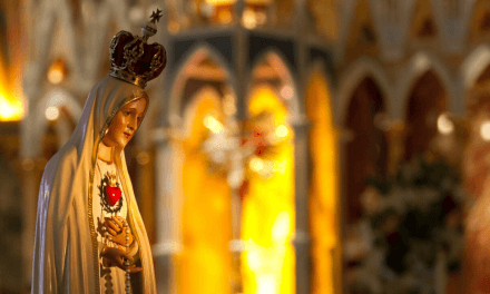 Nossa Senhora é a Mãe da Comunidade Coração Fiel