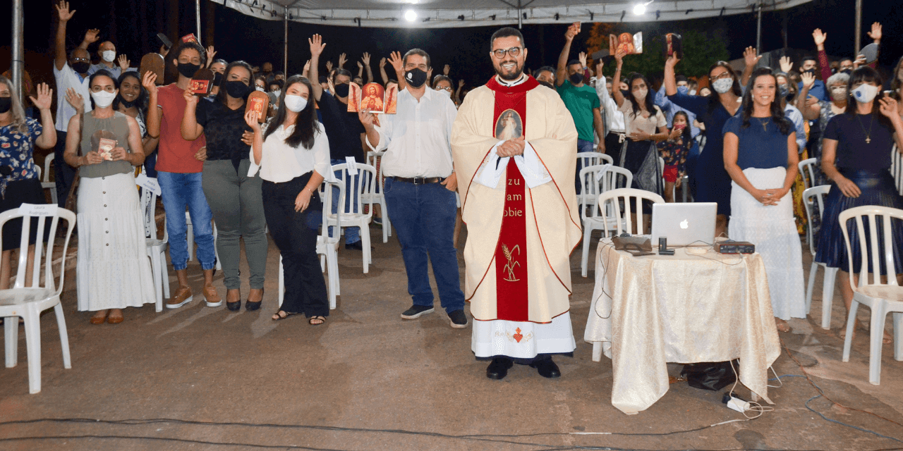 Missa da Misericórdia com Oblação ao Coração de Jesus