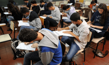 Inep divulga cartão de confirmação com local de prova do Enem 2020