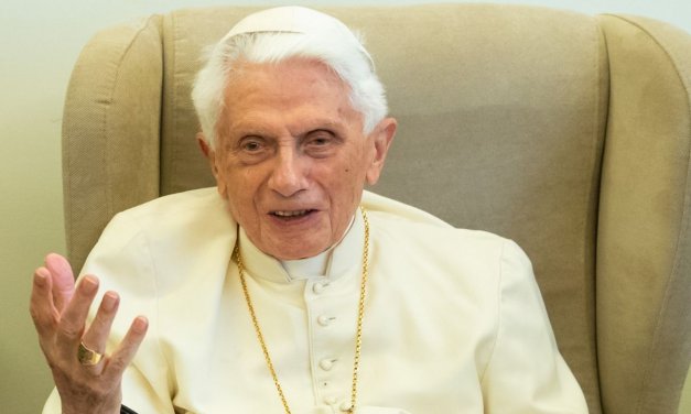 O Papa Emérito Bento XVI faz hoje 94 anos