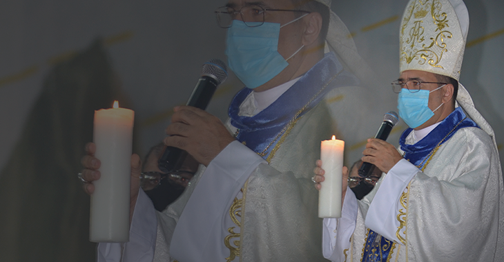 Um Simples gesto, uma Vela, uma Romaria, um ano de espera