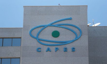 Universidade Aberta do Brasil oferece mais de 130 mil vagas