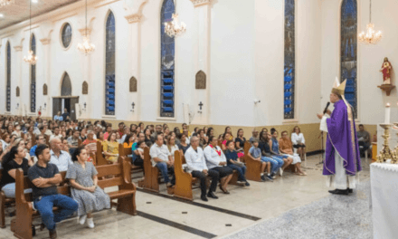 Dom Giovani Carlos na Quarta-feira de Cinzas: “Se é do mundo fica aqui nas cinzas, se é de Deus vai para a vida eterna”