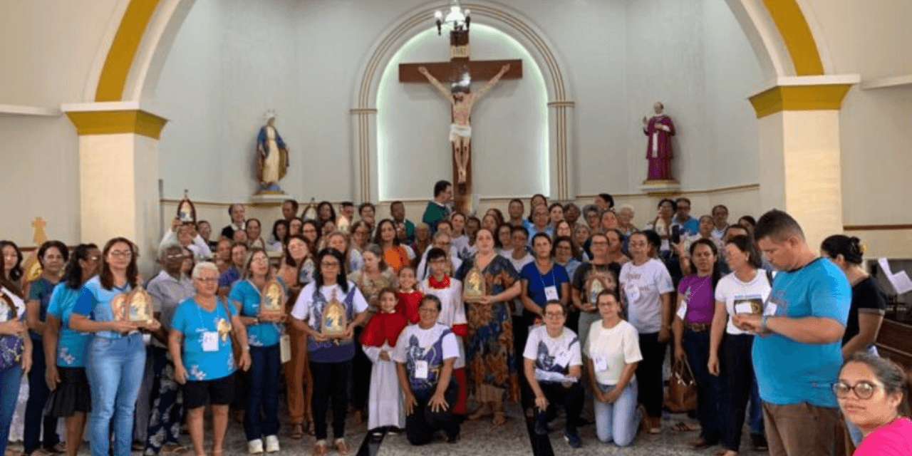 Encontro Diocesano com as coordenadoras e missionárias da campanha da Mãe e Rainha três vezes admirável de Schoenstatt aconteceu em Hidrolina